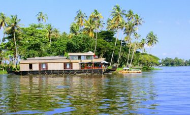 RELAXING KERALA HOLIDAYS TOUR PACKAGE