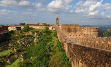 GOLDEN TRIANGLE WITH MATHURA TOUR PACKAGE