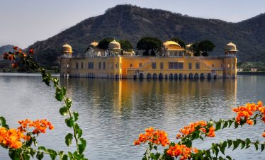 AMAZING GOLDEN TRIANGLE TOUR PACKAGE